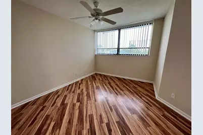 1900 N Congress Avenue #403, West Palm Beach, FL 33401 - Photo 8