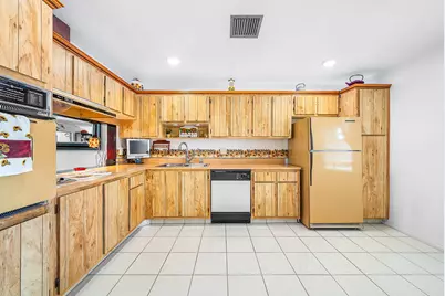 5730 Fernley Drive E #23, West Palm Beach, FL 33415 - Photo 2