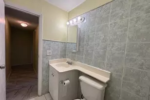 5844 Blueberry Ct, Lauderhill, FL 33313 - Photo 16