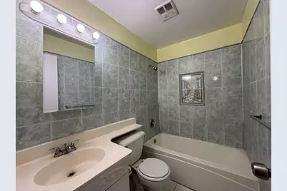 5844 Blueberry Unit 68 Court, Lauderhill, FL 33313 - Photo 18
