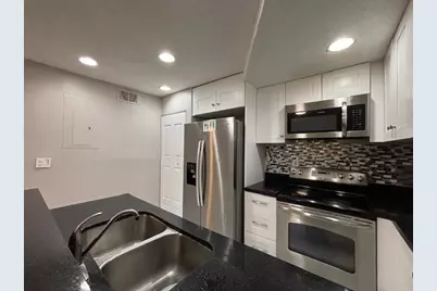 5844 Blueberry Unit 68 Court, Lauderhill, FL 33313 - Photo 4