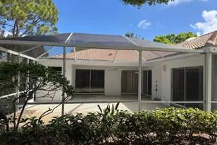 7901 Chapman Oak Ct, Palm Beach Gardens, FL 33410 - Photo 2