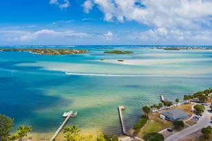 2929 SE Ocean Blvd, Stuart, FL 34996 - Photo 34