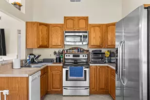 10552 Bobbie Ln, Royal Palm Beach, FL 33411 - Photo 12