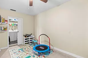 10552 Bobbie Ln, Royal Palm Beach, FL 33411 - Photo 18