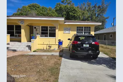606 S Pine Street, Lake Worth, FL 33460 - Photo 2