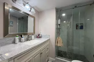 1630 Embassy Dr, West Palm Beach, FL 33401 - Photo 10