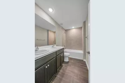 574 NW Bayshore Boulevard, Port Saint Lucie, FL 34983 - Photo 32