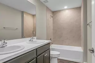 574 NW Bayshore Blvd, Port Saint Lucie, FL 34983 - Photo 32