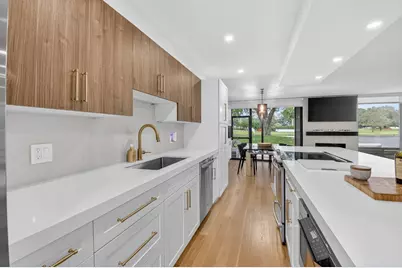 3207 Bridgewood Drive, Boca Raton, FL 33434 - Photo 10