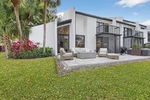 3207 Bridgewood Dr, Boca Raton, FL 33434 - Photo 18
