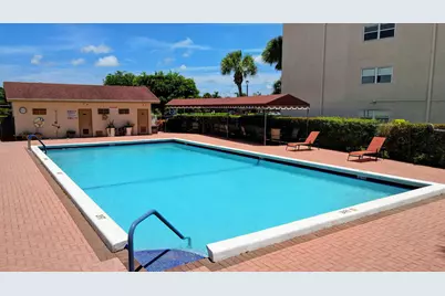 3661 Via Poinciana #410, Lake Worth, FL 33467 - Photo 52