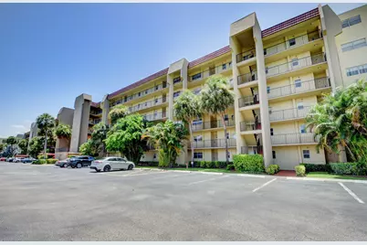 3661 Via Poinciana #410, Lake Worth, FL 33467 - Photo 32