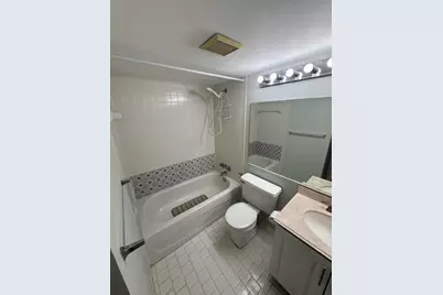 501 Shady Pine Way #C2, Greenacres, FL 33415 - Photo 8