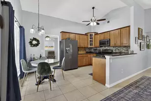 1172 Grandview Cir, Royal Palm Beach, FL 33411 - Photo 8