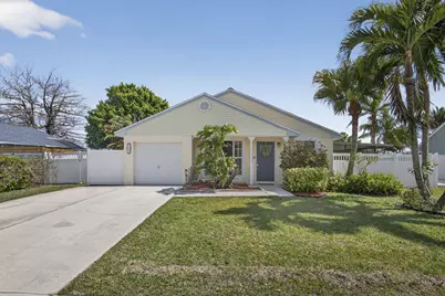 1172 Grandview Circle, Royal Palm Beach, FL 33411 - Photo 2