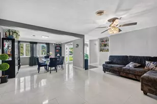 6980 NW 6th St, Plantation, FL 33317 - Photo 8