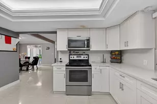 6980 NW 6th St, Plantation, FL 33317 - Photo 14