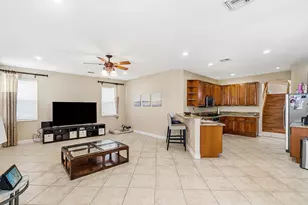 8097 Via Bolzano, Lake Worth, FL 33467 - Photo 16