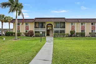 22805 SW 66th Ave, Boca Raton, FL 33428 - Photo 1