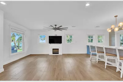 105 Main Street, Fort Pierce, FL 34982 - Photo 14