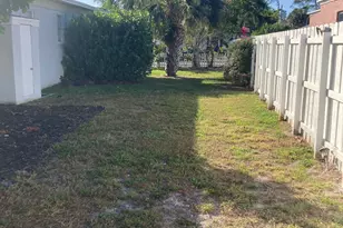 5101 Spruce Ave, West Palm Beach, FL 33407 - Photo 2