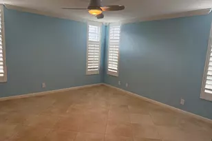 3930 Oaks Clubhouse Dr, Pompano Beach, FL 33069 - Photo 8