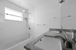 3244 NW 25th Way, Boca Raton, FL 33434 - Photo 18