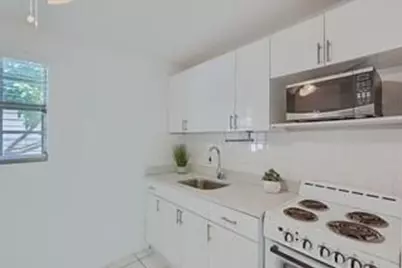 4710 Garden Avenue #1 Rear, West Palm Beach, FL 33405 - Photo 6