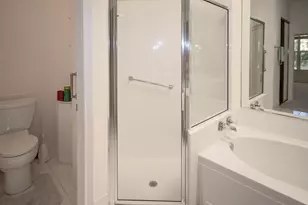 199 E Tall Oaks Cir, Palm Beach Gardens, FL 33410 - Photo 16