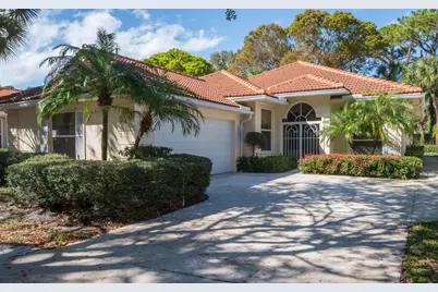 199 E Tall Oaks Circle, Palm Beach Gardens, FL 33410 - Photo 4