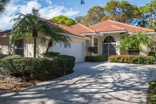 199 E Tall Oaks Cir, Palm Beach Gardens, FL 33410 - Photo 4