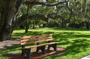 199 E Tall Oaks Cir, Palm Beach Gardens, FL 33410 - Photo 36