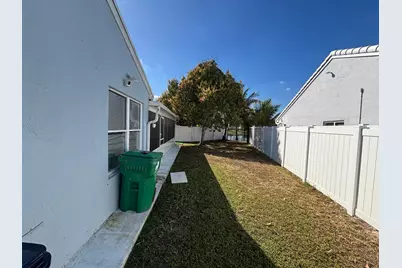 7790 SW 161st Avenue, Miami, FL 33193 - Photo 18