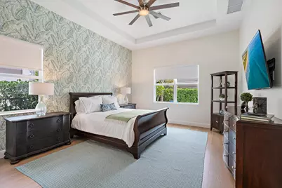 10038 Regency Way, Palm Beach Gardens, FL 33412 - Photo 4