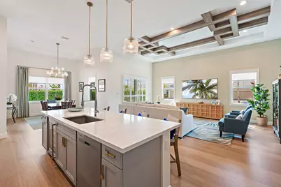 10038 Regency Way, Palm Beach Gardens, FL 33412 - Photo 4
