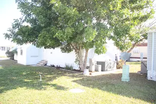 58009 Bahama Bay, Boynton Beach, FL 33436 - Photo 6