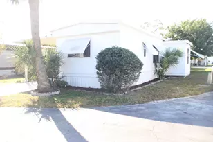 58009 Bahama Bay, Boynton Beach, FL 33436 - Photo 4