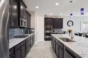 10095 SW Oak Tree Cir, Port Saint Lucie, FL 34987 - Photo 4
