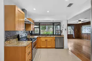 749 W Rambling Dr, Wellington, FL 33414 - Photo 10