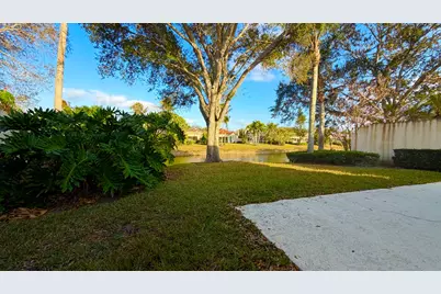 2590 Kittbuck Way, West Palm Beach, FL 33411 - Photo 16
