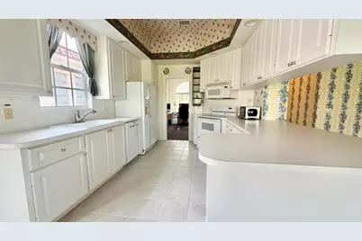 2590 Kittbuck Way, West Palm Beach, FL 33411 - Photo 6