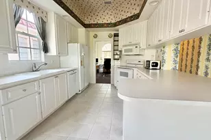 2590 Kittbuck Way, West Palm Beach, FL 33411 - Photo 6