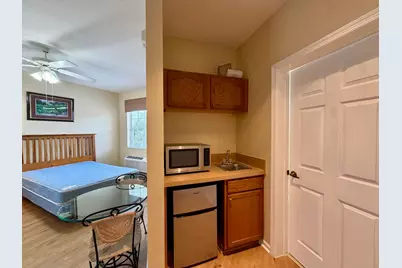 8356 Mulligan Circle #Unit B, Port Saint Lucie, FL 34986 - Photo 6