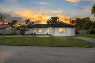 8361 Wilton Dr, Lake Clarke Shores, FL 33406 - Photo 1