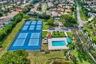 9362 Laurel Green Dr, Boynton Beach, FL 33437 - Photo 30