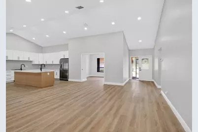 9362 Laurel Green Drive, Boynton Beach, FL 33437 - Photo 4