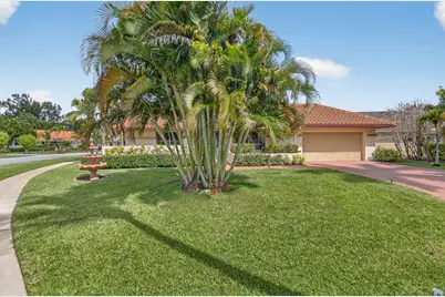 9362 Laurel Green Drive, Boynton Beach, FL 33437 - Photo 2