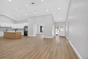 9362 Laurel Green Dr, Boynton Beach, FL 33437 - Photo 4