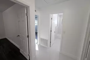 1124 Yale Dr, Hollywood, FL 33021 - Photo 8